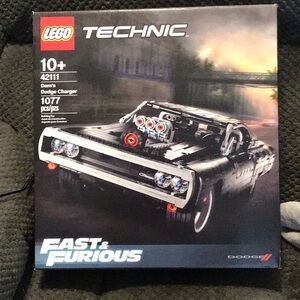 RETIRED Lego Dom’s Dodge Charger - Fast & Furious